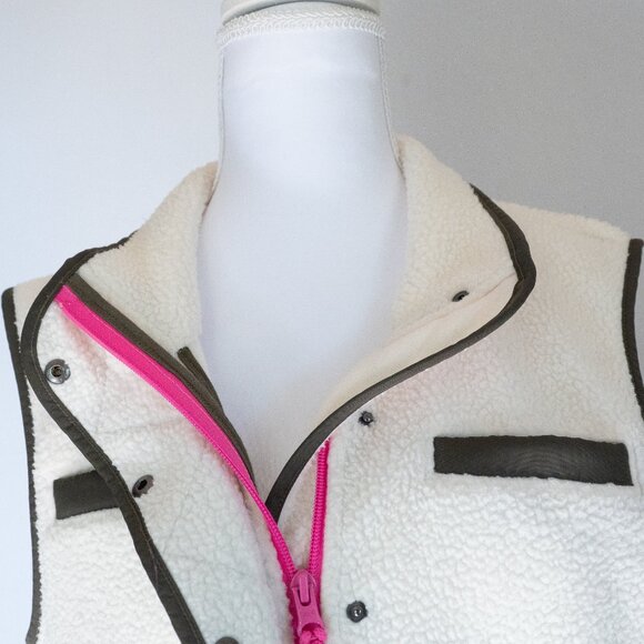 Talbots Cream Vest with Olive and Pink Trim - Picture 12 of 12